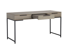 Daven Desk