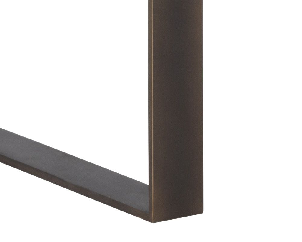 Brad Desk