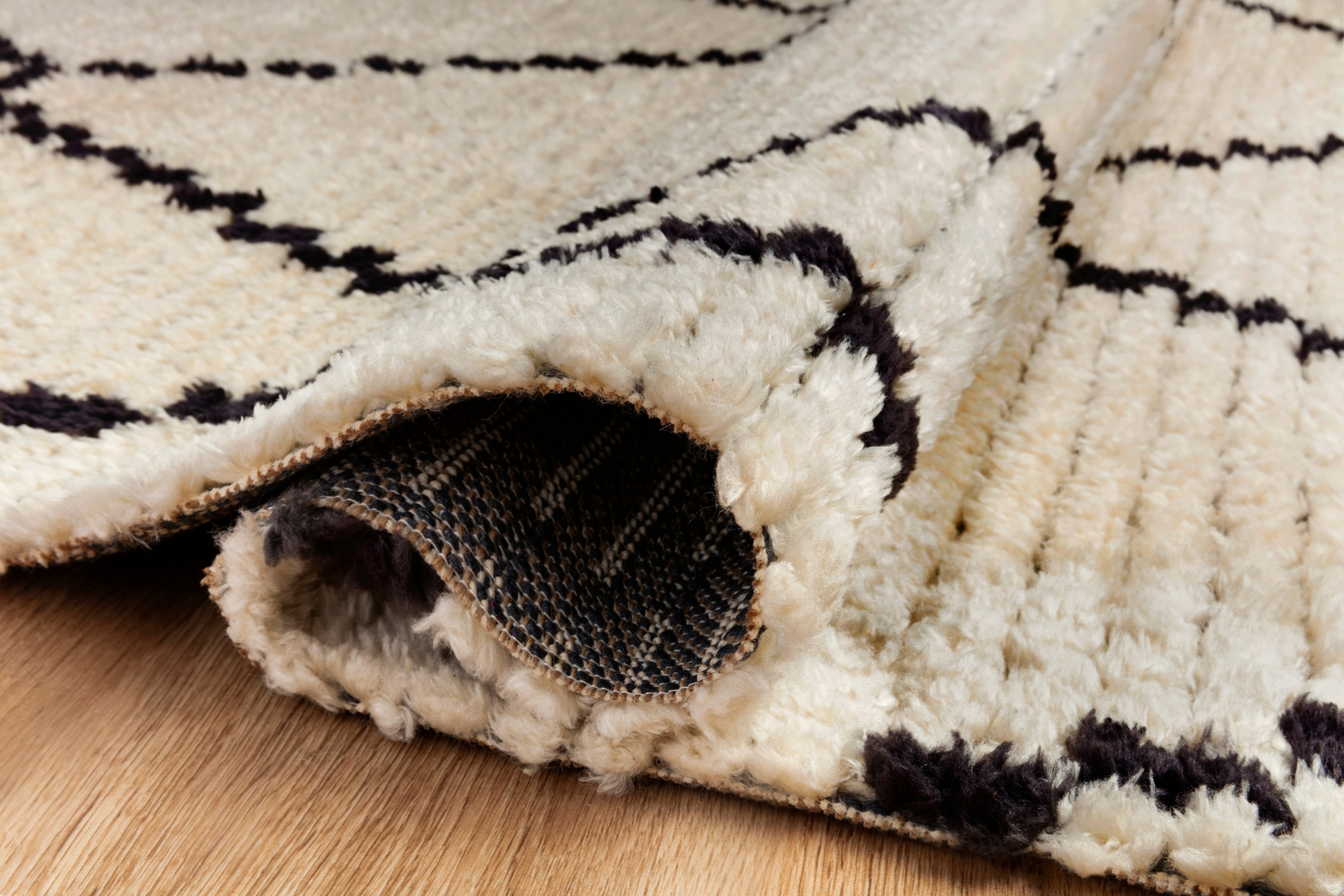 Chris Loves Julia x Loloi Alice Cream/Charcoal Rug