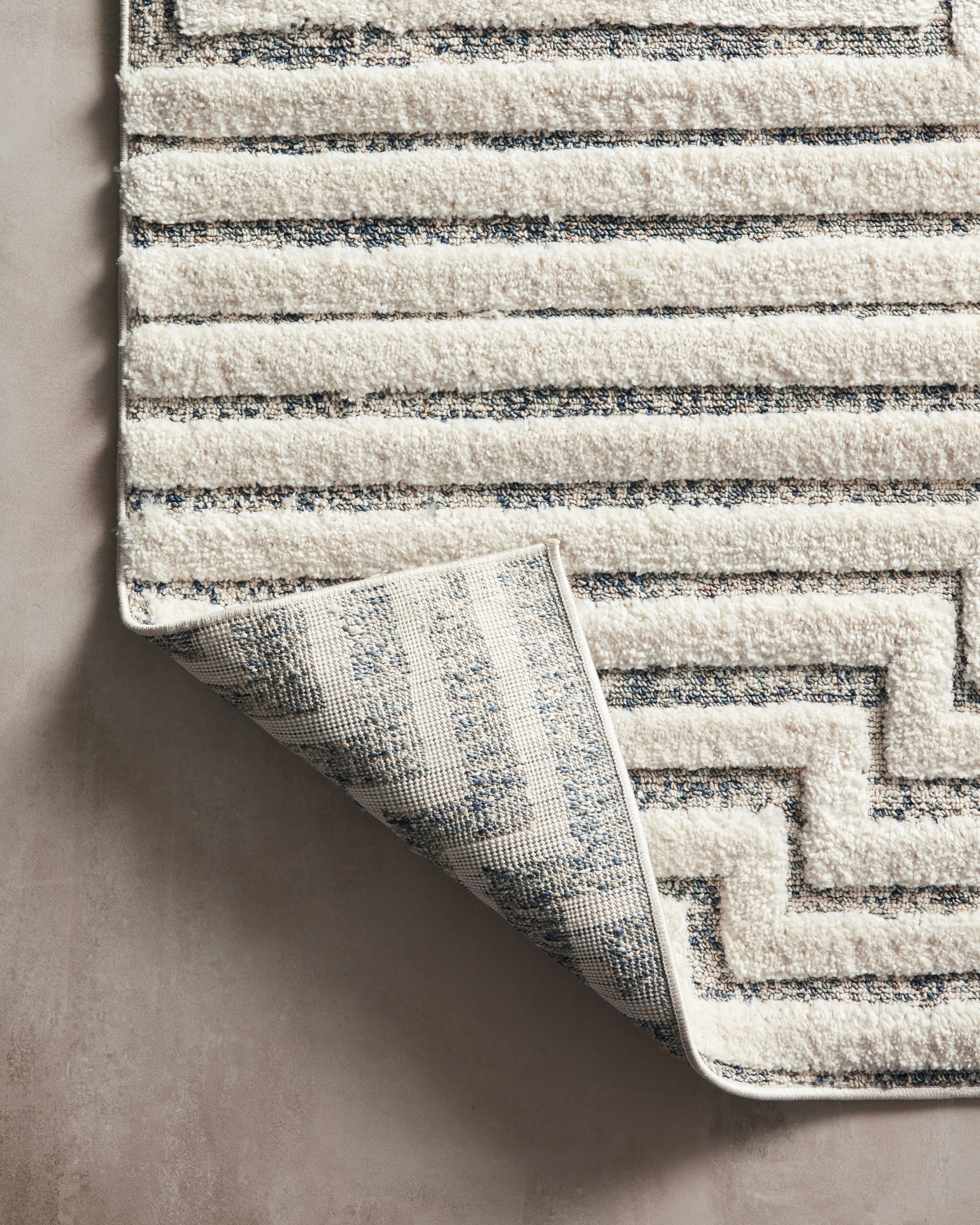 Hagen White/Sky Rug