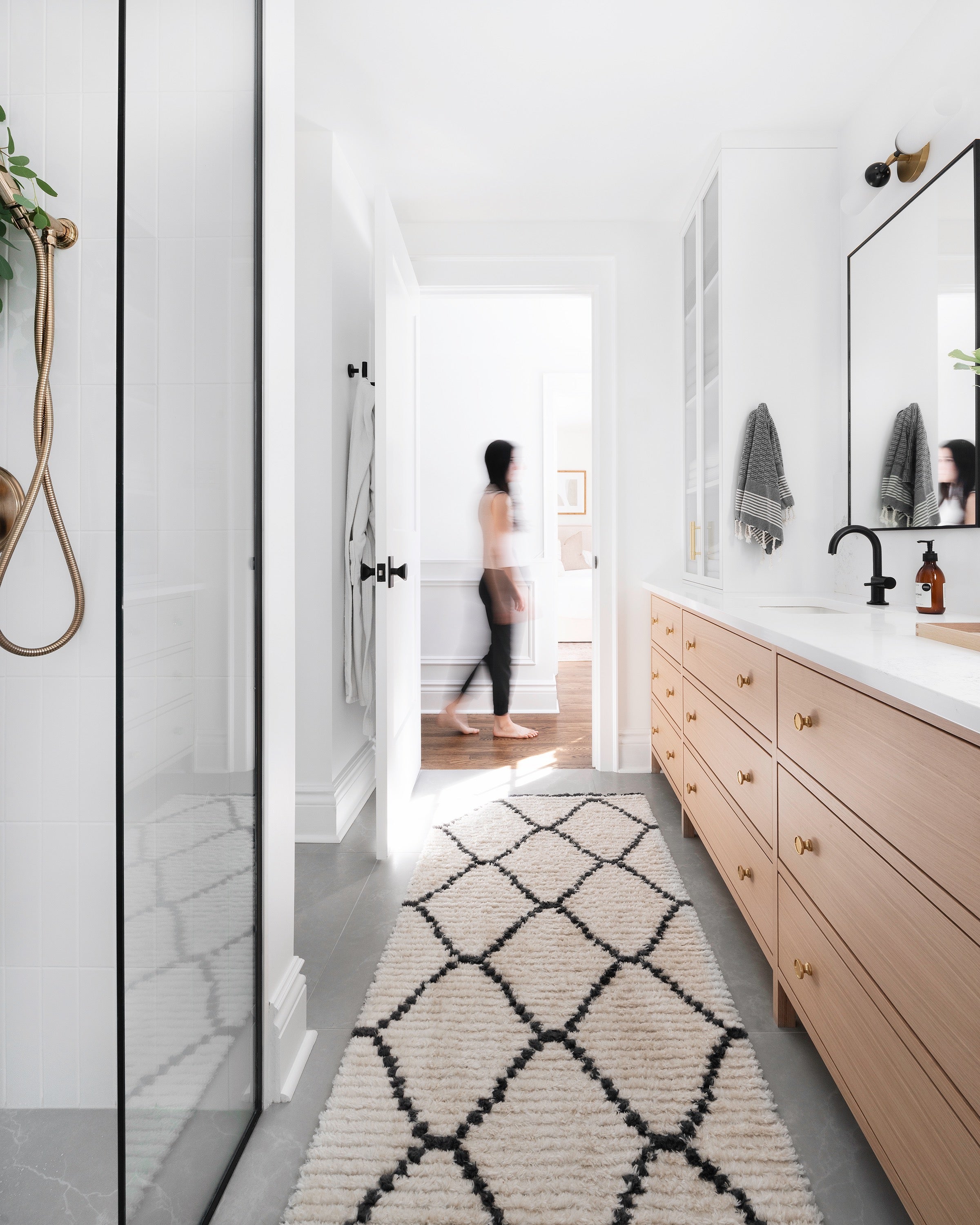 Chris Loves Julia x Loloi Alice Cream/Charcoal Rug