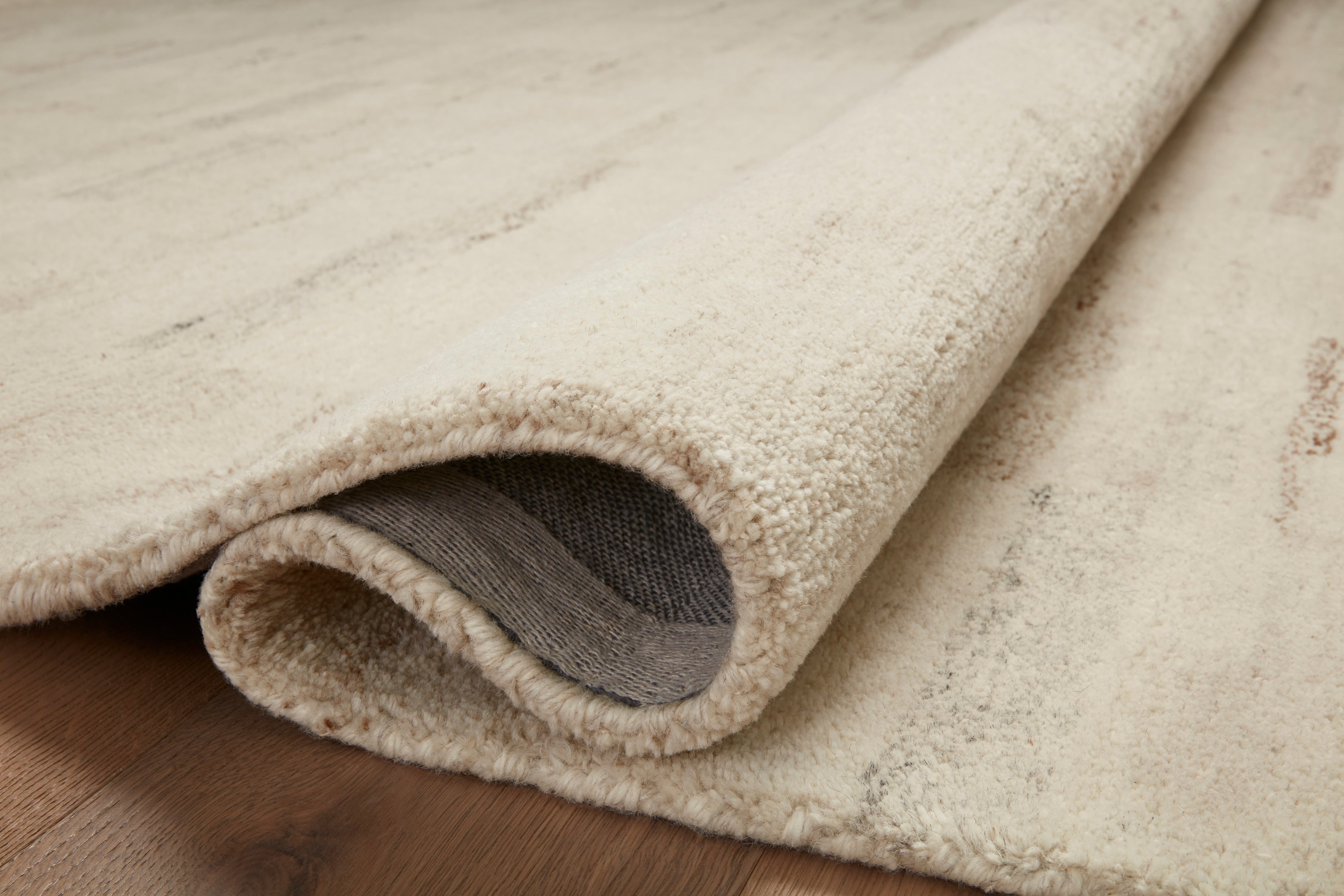 Amber Lewis x Loloi Rocky Natural/Fog Rug