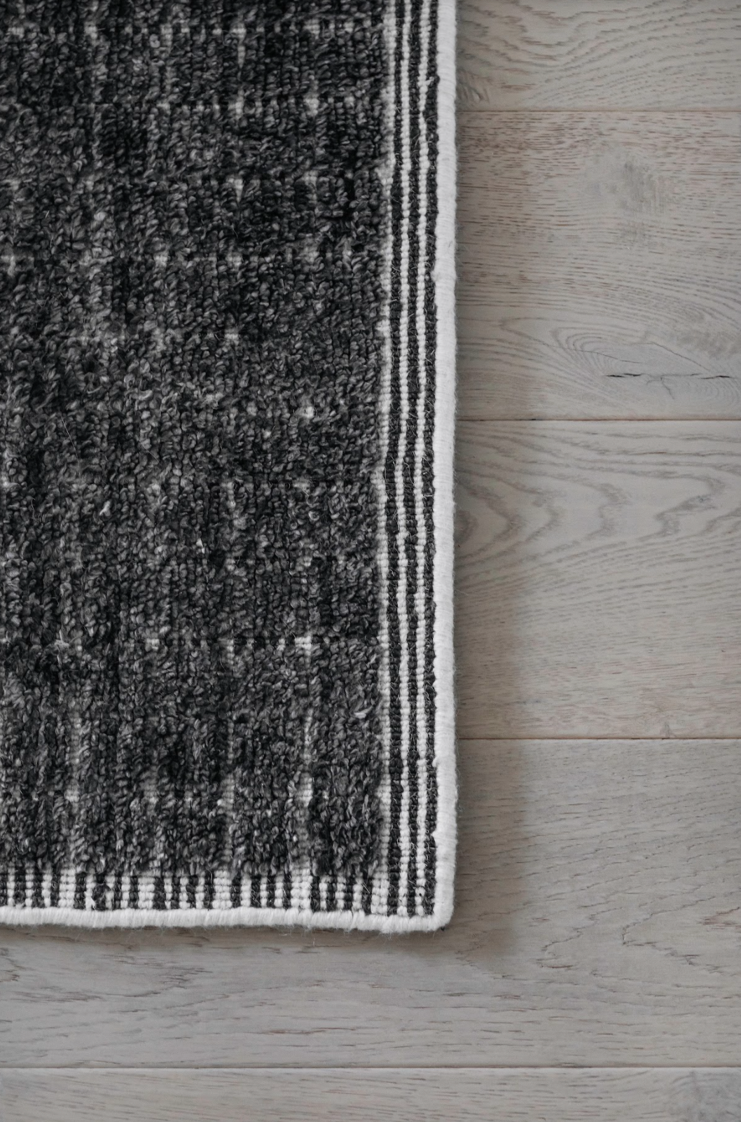 Beverly Charcoal Rug