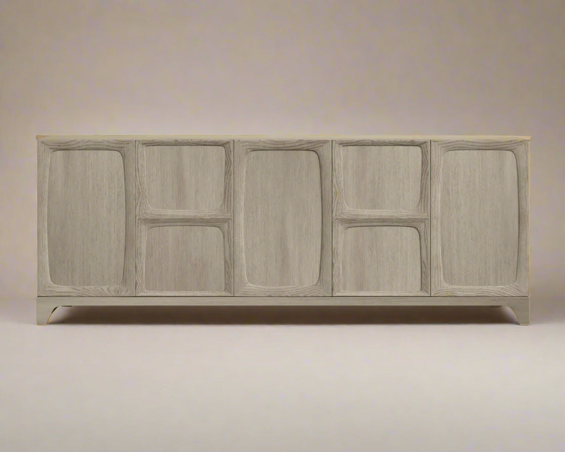 Garyen Sideboard